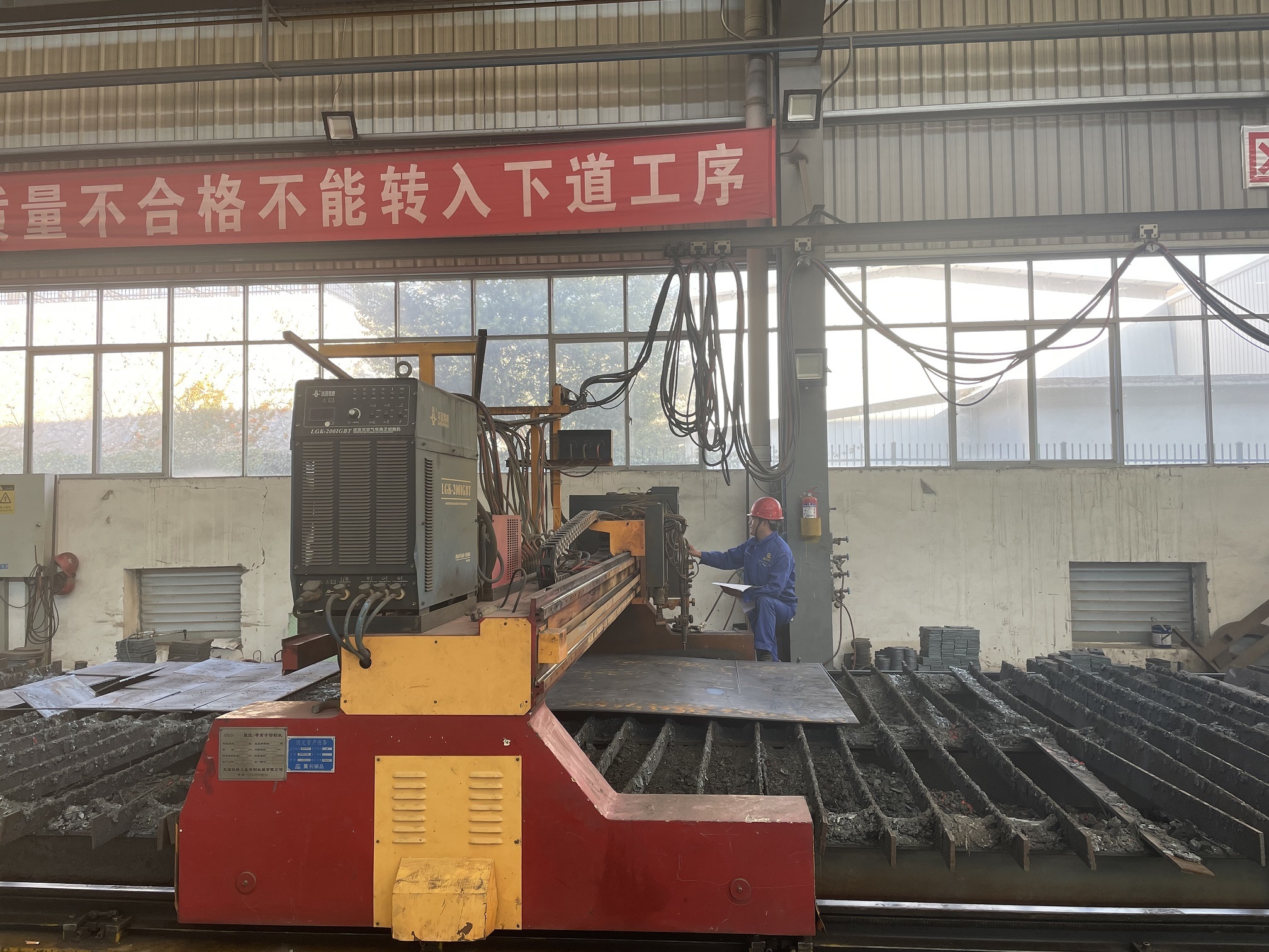迎峰度夏关键期：电力工程提速背后的建设现场直击